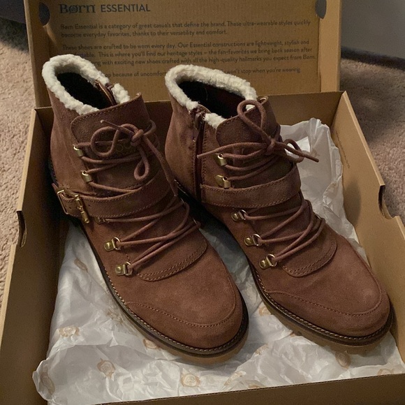 Brown lace up booties size 8.5 - Picture 6 of 11